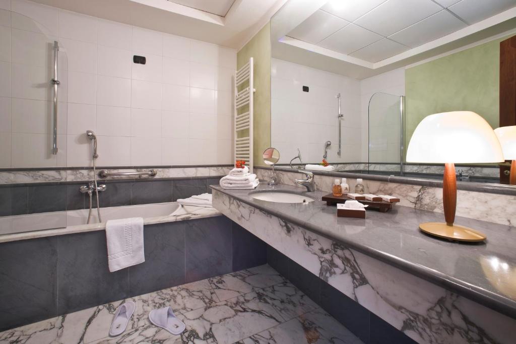 Albergo dell'Agenzia in the royal estate of Pollenzo
