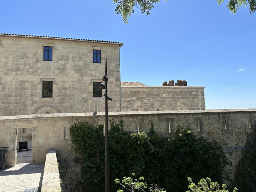 L'Hôtel La Prison, ancienne maison d'arrêt de Béziers