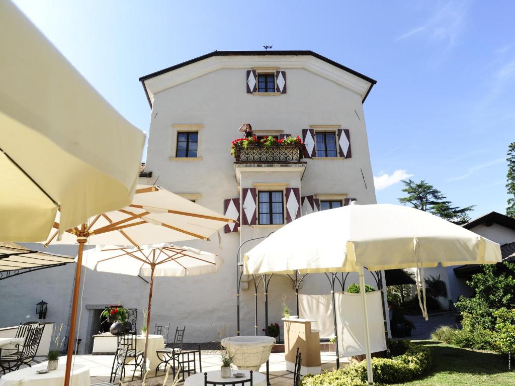 Hotel Castel Rundegg, a 12th-century castle in Merano