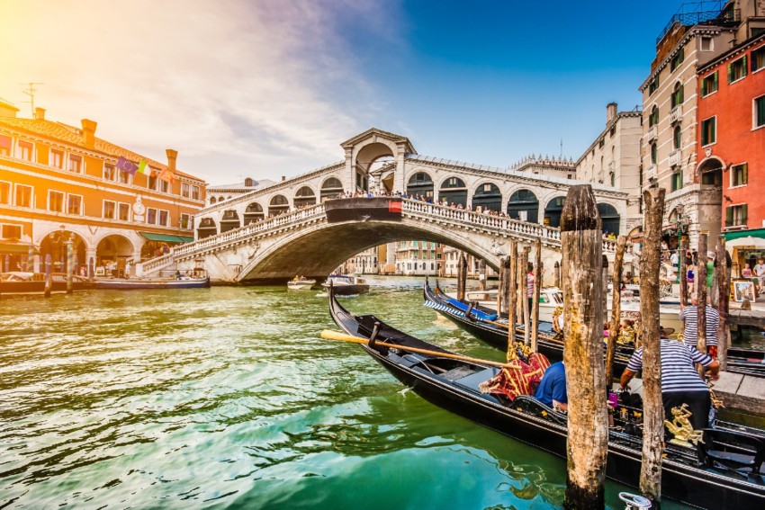 venezia-ponte-rialto_1.jpg